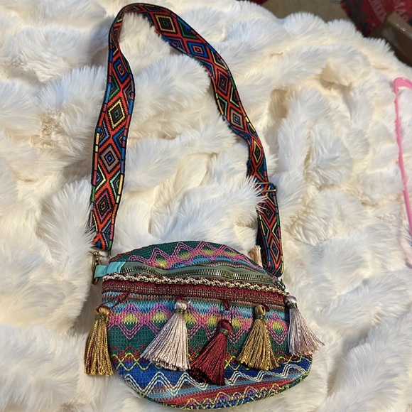 Super cute tassel fanny pack - Picture 2 of 5